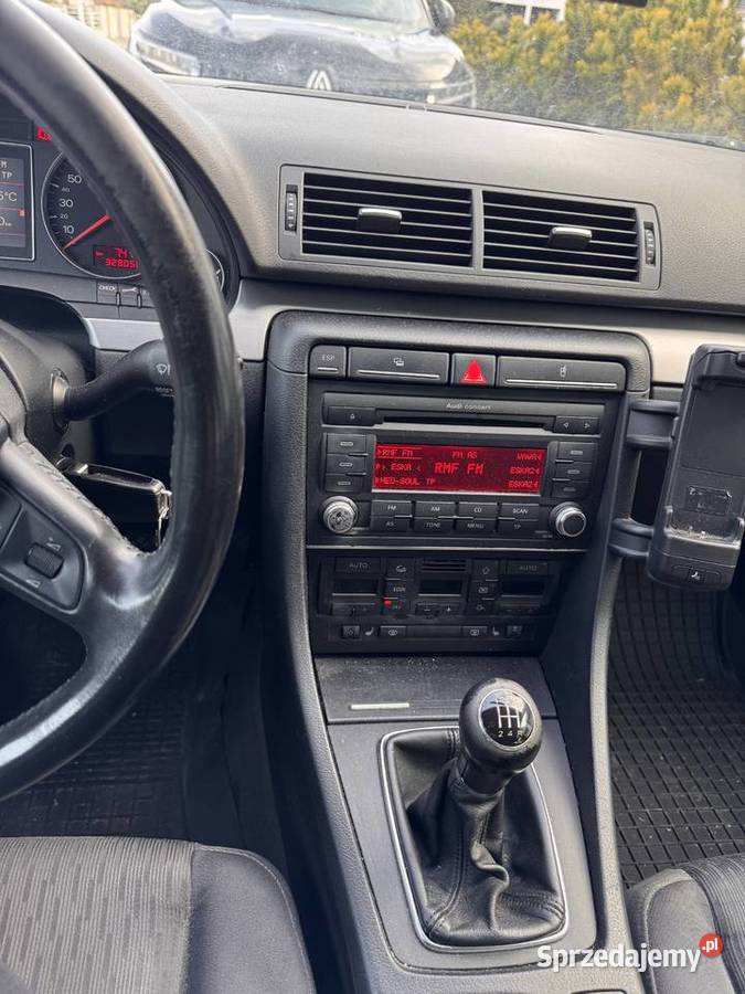 Audi A4 B7 19 TDi manualna