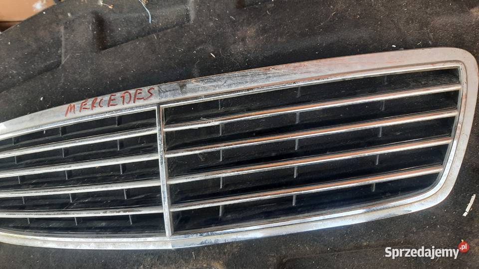 gril atrapa chłodnicy mercedes c w203 kombi Korzeńsko