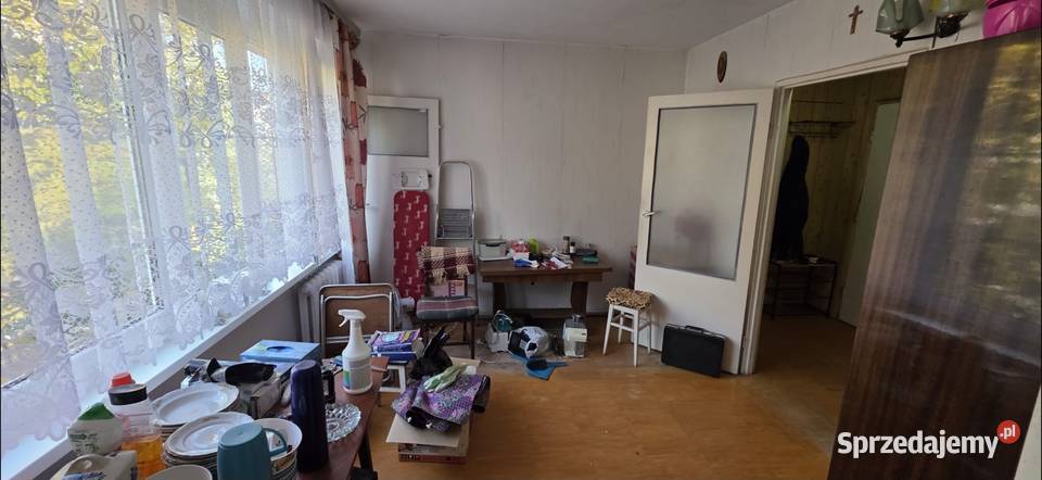Mieszkanie 323 m z piwnicą 2 piętro Płock sieć sprzedam