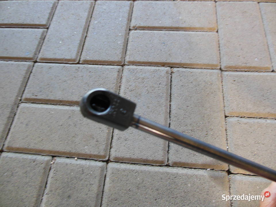 Siłownik klapy CINQUECENTO 46835404 sprzedam