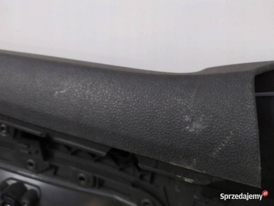 TAPICERKA BOCZEK PRAWY LEWY PRZÓD KPL 2G VW Rok produkcji 2017