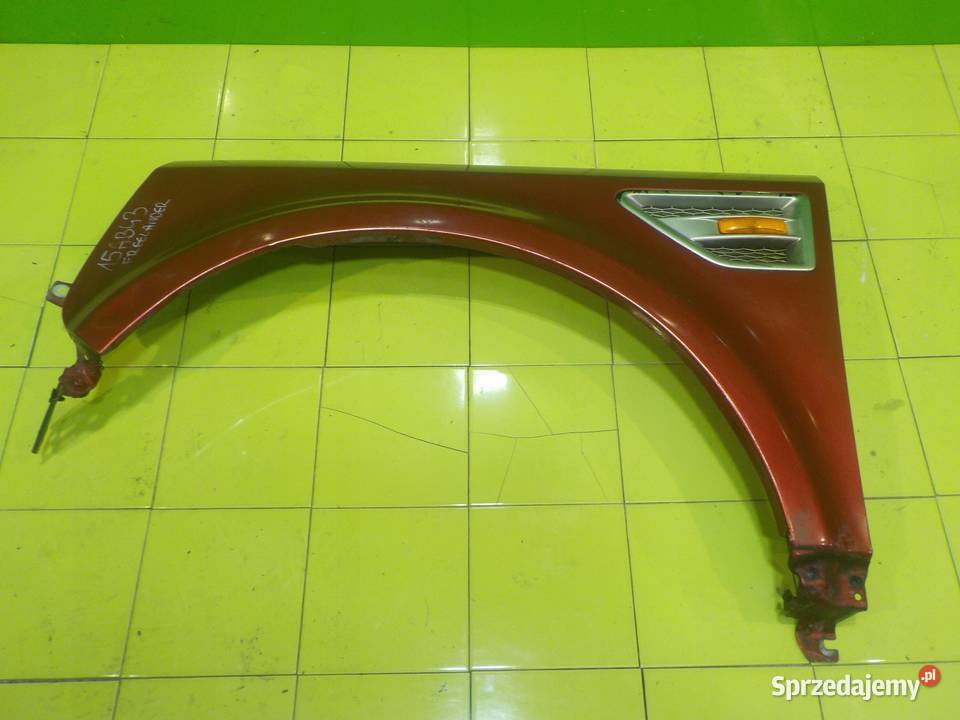 LAND ROVER FREELANDER II 06r 5D blotnik lewy osobowe mazowieckie Suków