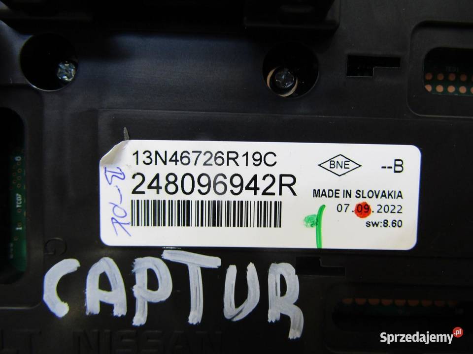 LICZNIK ZEGRARY 10 TCE RENAULT CAPTUR II