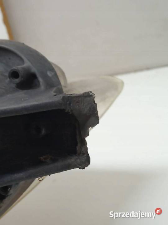 LAMPA PRZÓD PRAWA XENON EU 0301213272 Peugeot sprzedam