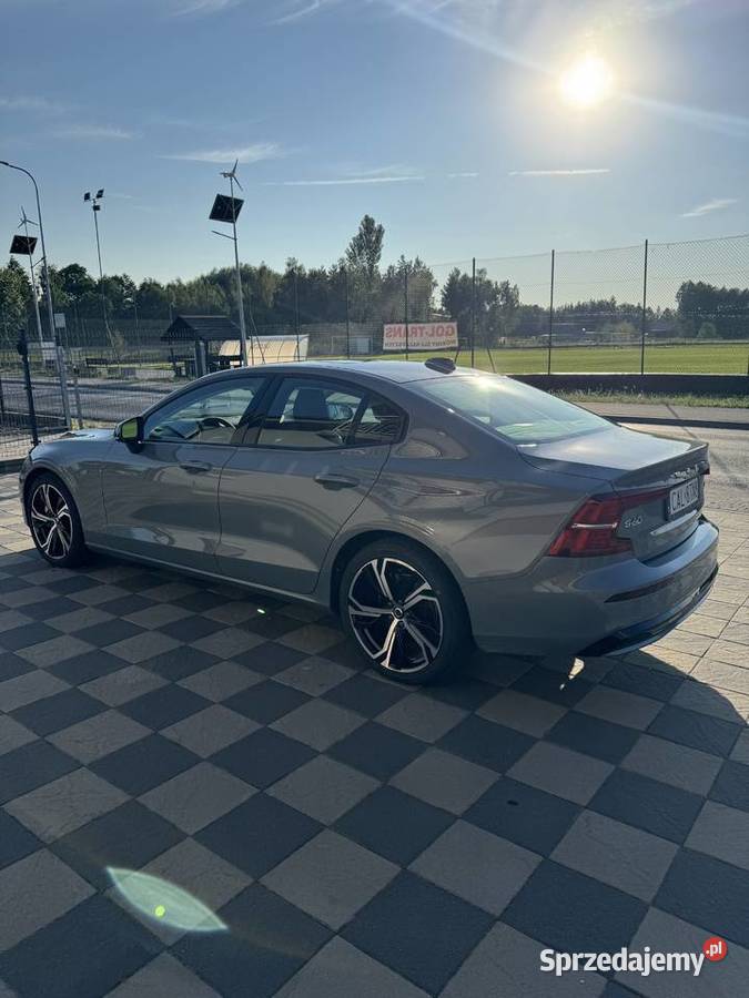 Volvo S60 B5 AWD Plus Dark 2024 20BenzynaStan BMW sprzedam
