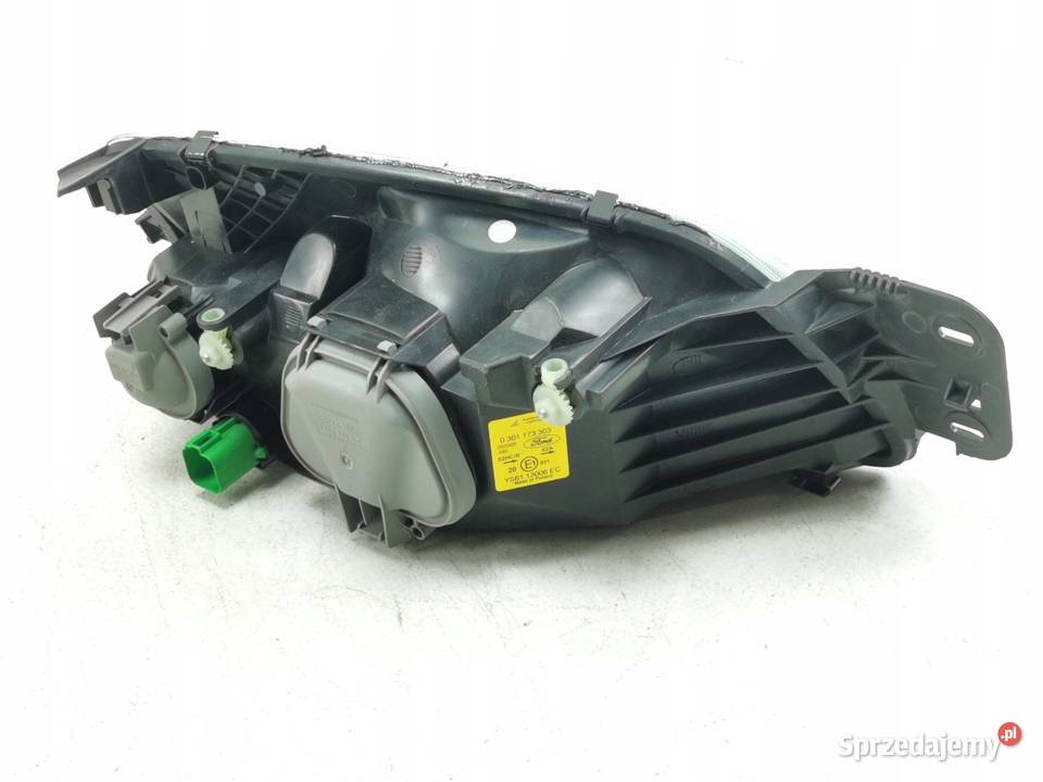 LAMPA LEWY PRZÓD FORD FIESTA V 20012008 NOWA Lampy przeciwmgielne