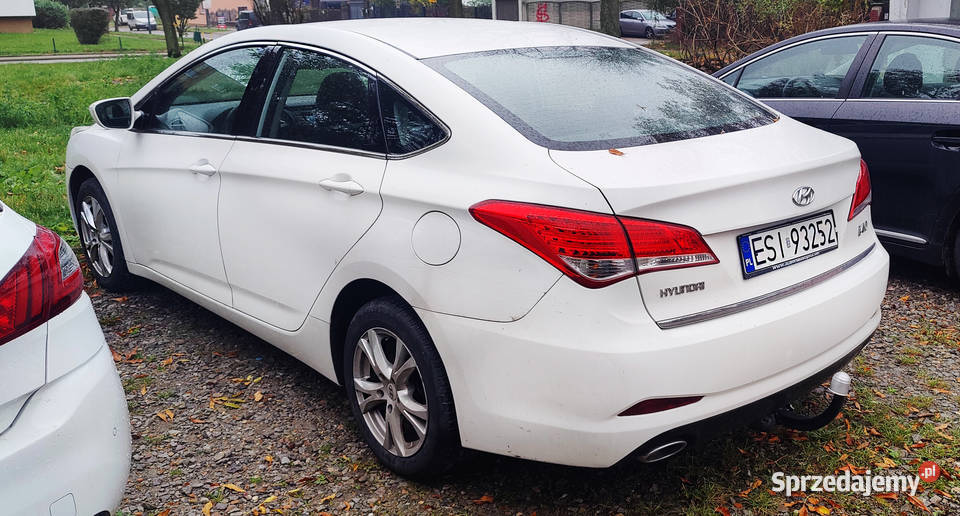 Hyundai i40 Nowy rorzrząd sprzęgło opony olej 229000km Łódź