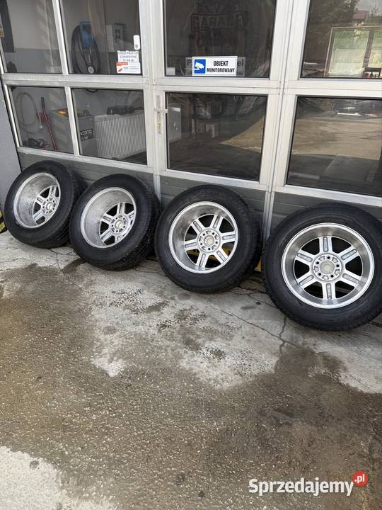 Oryginalne felgi Jeep 17 5x1143 ET38 opony Osielec sprzedam