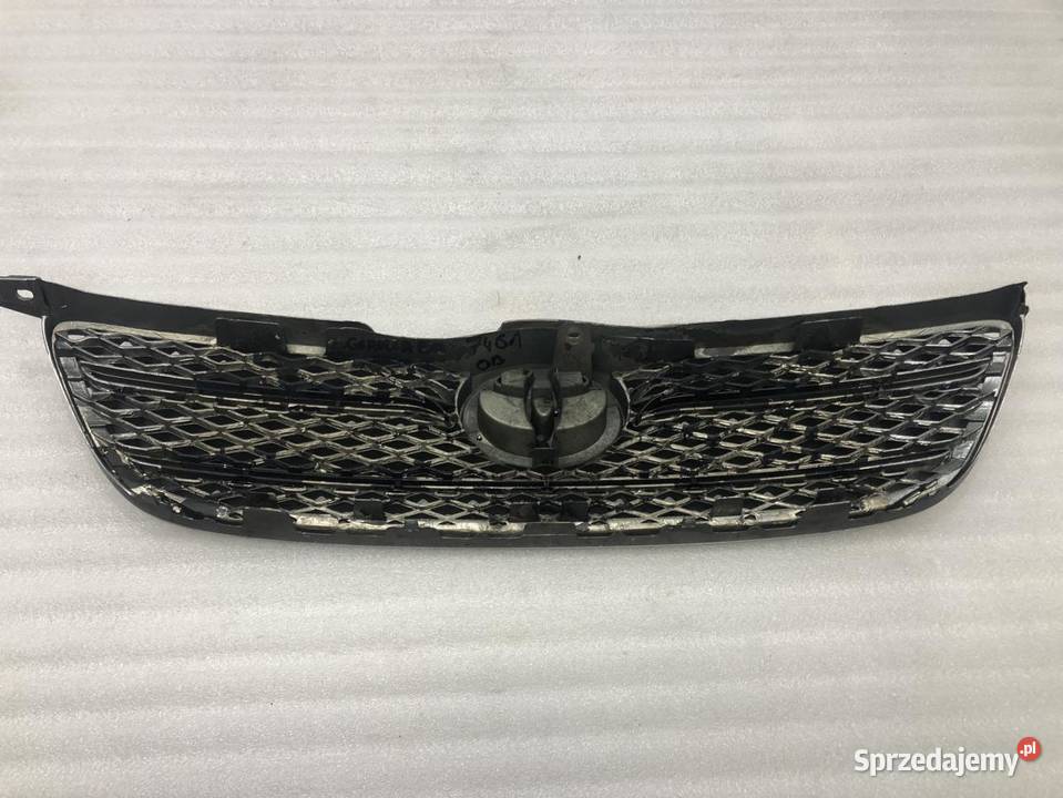 GRILL ATRAPA TOYOTA COROLLA E12 E120 531111A480