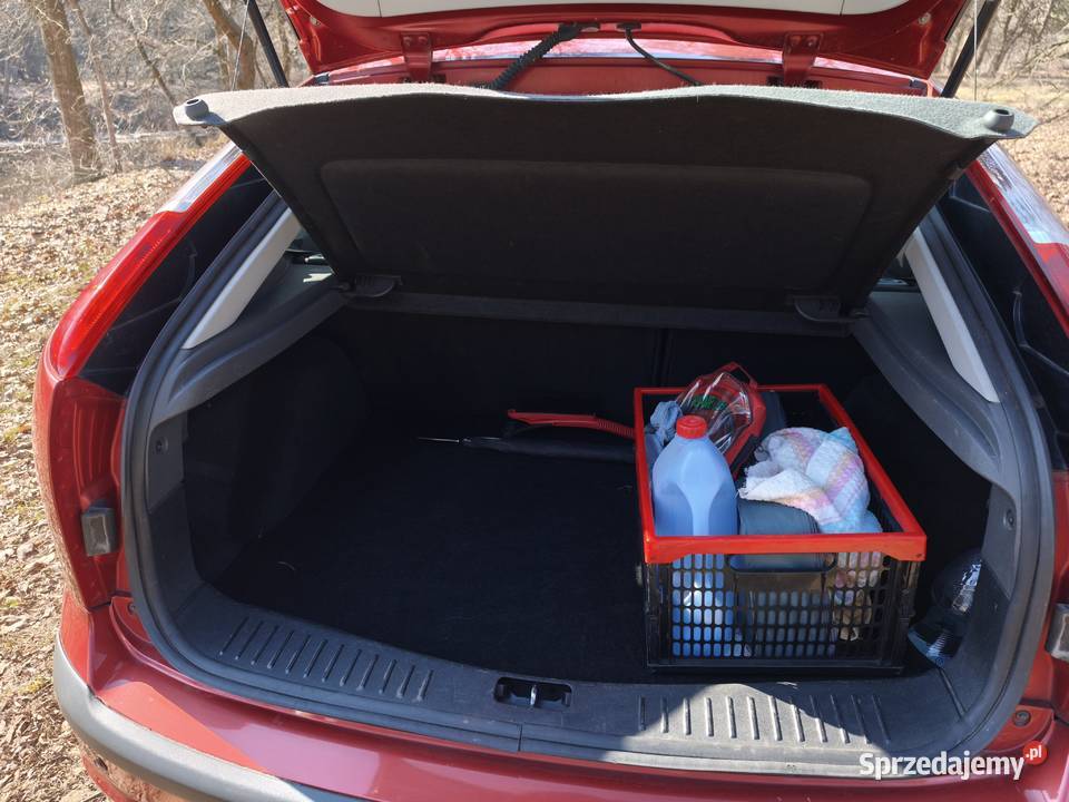 Ford Focus GHIA 18 I właściciela mazowieckie sprzedam