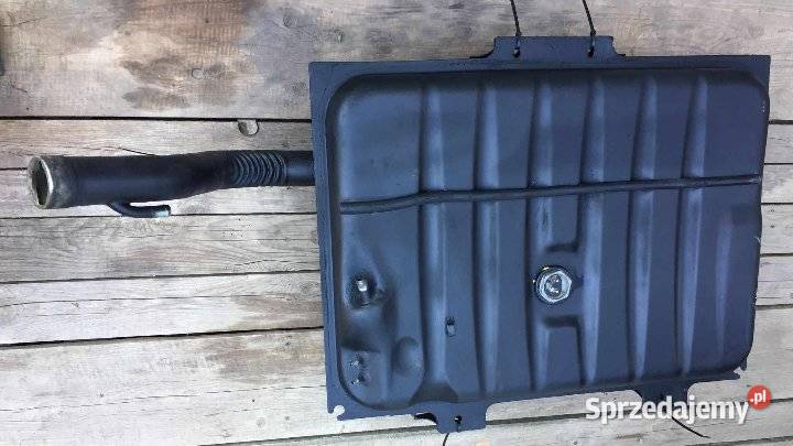MercedesBenz W123 Kombi 1984 Zbiornik paliwa Łagiewniki