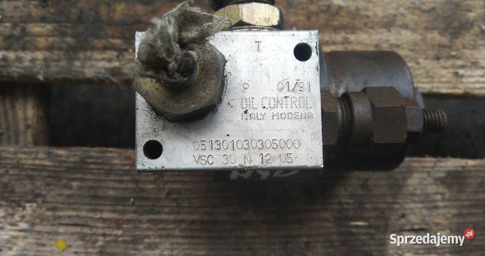 Zestaw zaworów Oil Control 051301030305000 VSC
