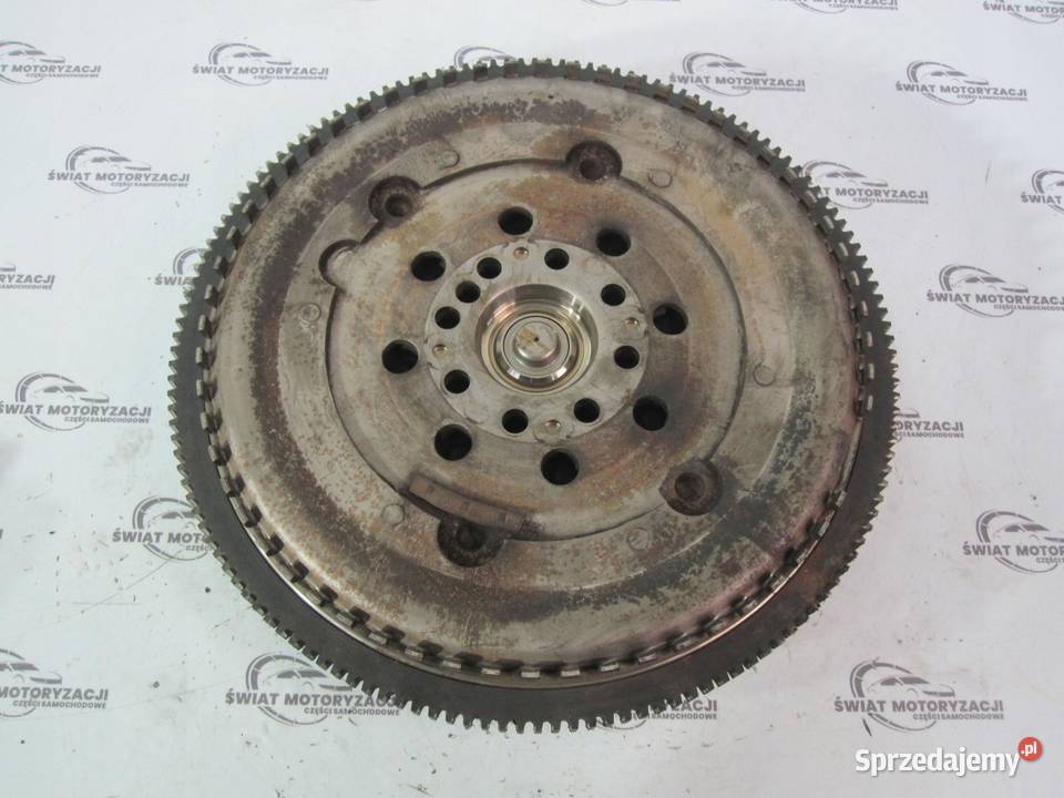 VITO 22 CDI 646980 95 08r koło dwumasowe Sprzęgła i elementy świętokrzyskie sprzedam