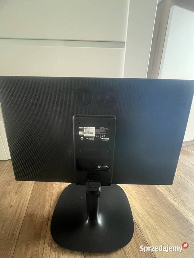 Monitor LG 215 cala Full HD 1920x1080 Mieścisko