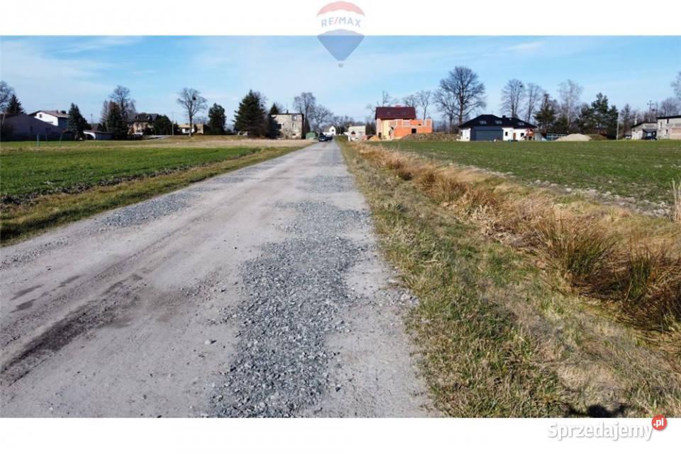 Działka budowlana w Zaborzu utwardzona