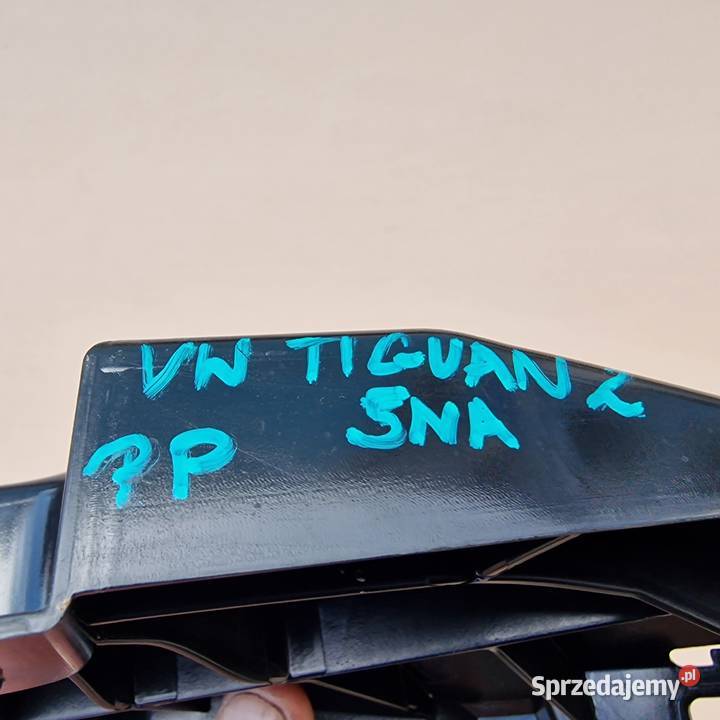 VW TIGUAN II ŚLIZG ZDERZAKA PRAWY PRZÓD osobowe lubuskie Bieleń
