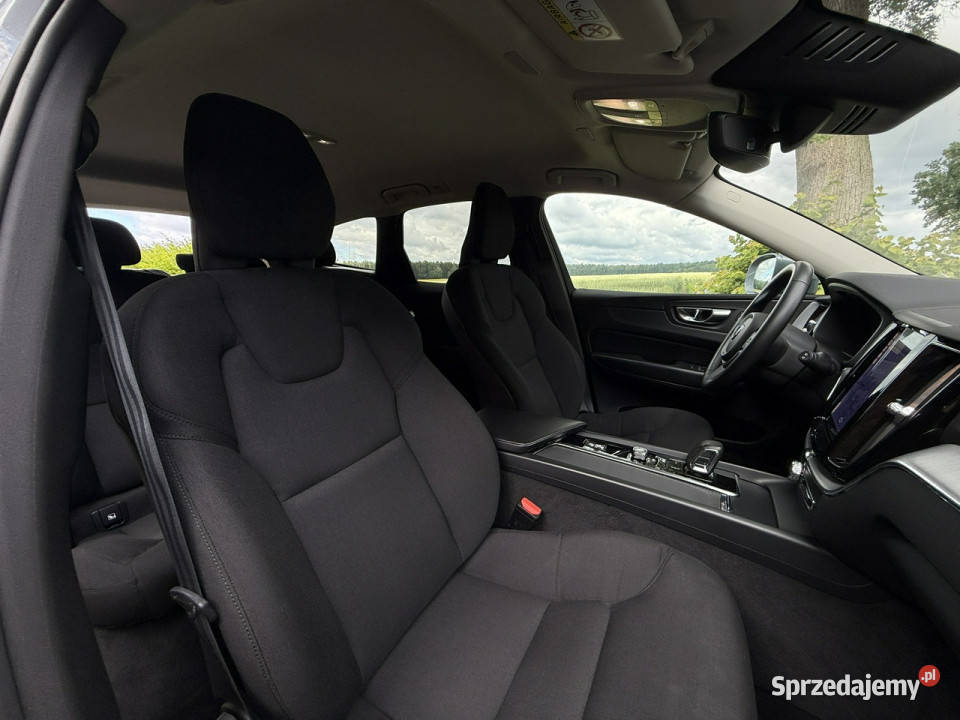 Volvo XC 60 B4 197 111 Momentum Pro Google Maps relingi dachowe Ocice