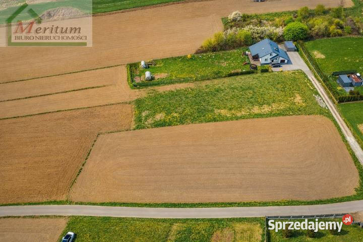 Grunt 1020m2 Wrocanka budowlana sprzedam