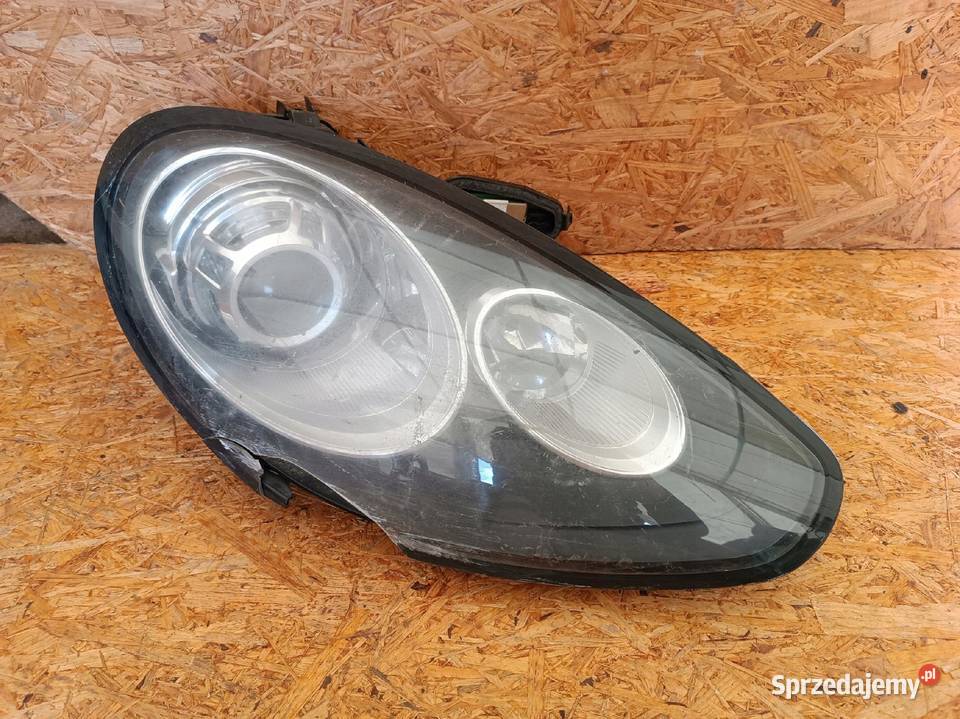LAMPA PRAWY PRZÓD EU PORSCHE PANAMERA 970 LIFT osobowe