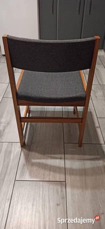 Krzesła dębowe tapicerowane 44cm Skurowa