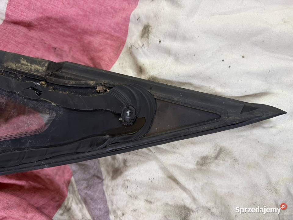 Szyba Karoseryjna Chrom Prawy Przód Ford Fiesta śląskie Kłobuck