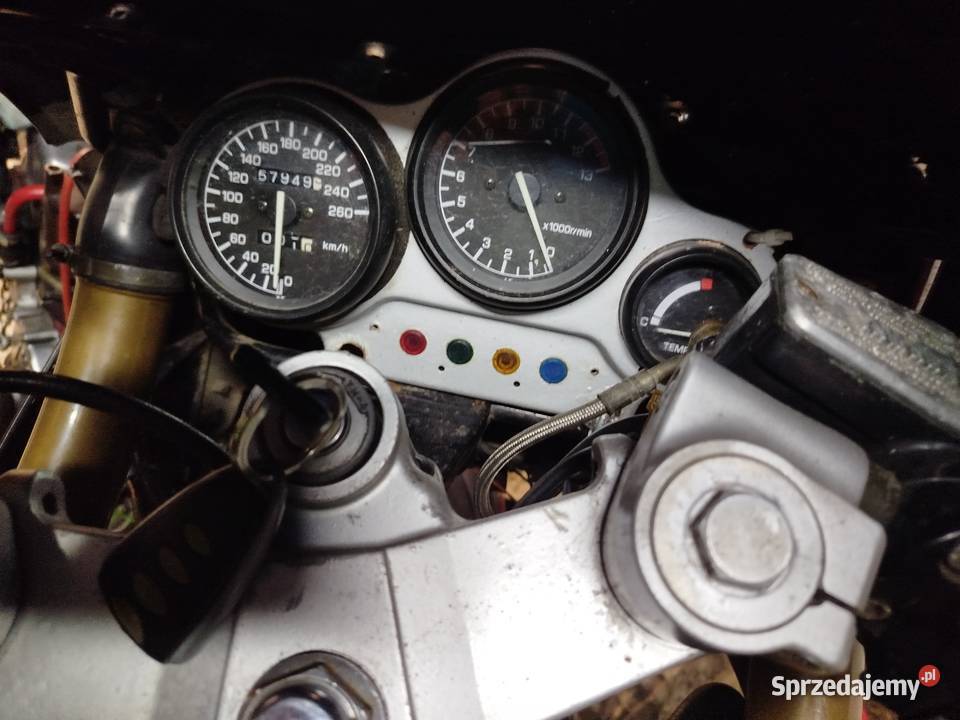 Yamaha fzr 600 Cała na części Radomsko sprzedam