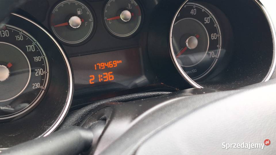 Piękny fiat punto evo 5 drzwi Bordowy 14 manualna Katowice