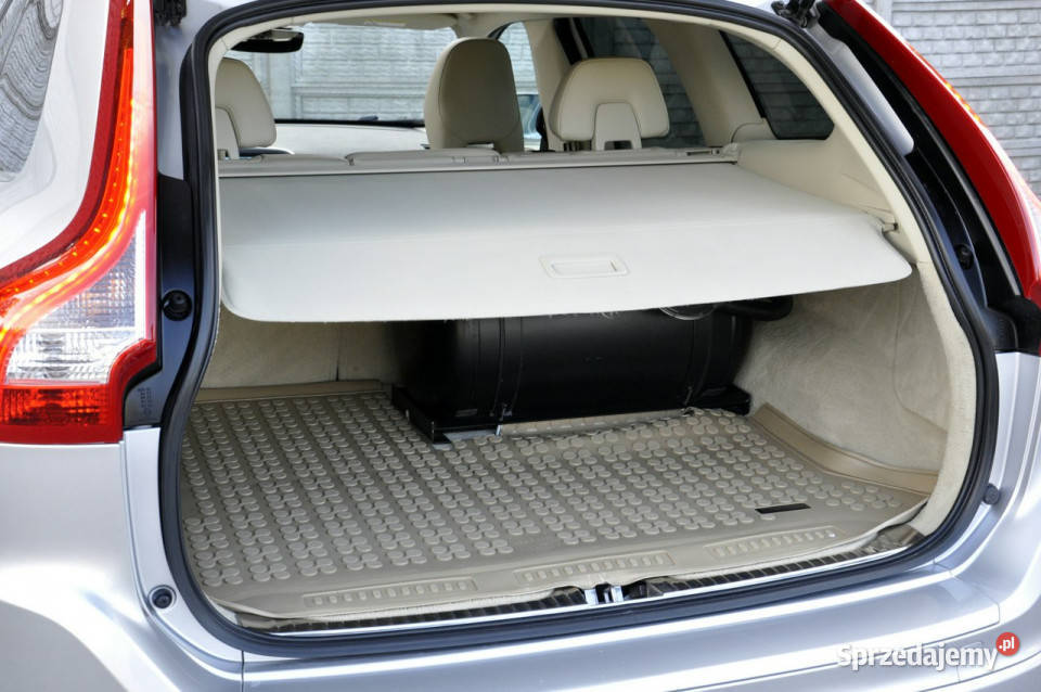 Volvo XC 60 25T5 254 ASR (kontrola trakcji) Węgrów
