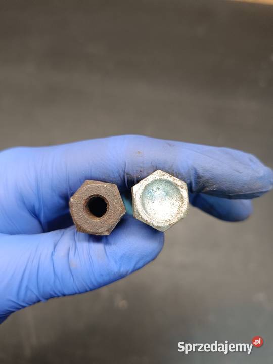 Śruba śruby amortyzator tył centralny części Zawieszenie sprzedam