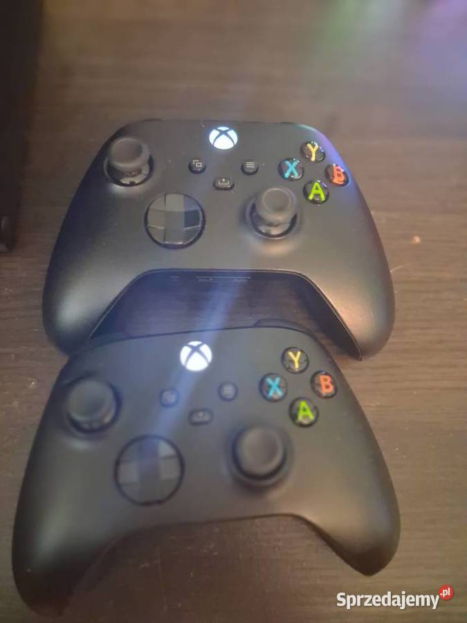 Sprzedam Xbox series x Janowiec sprzedam
