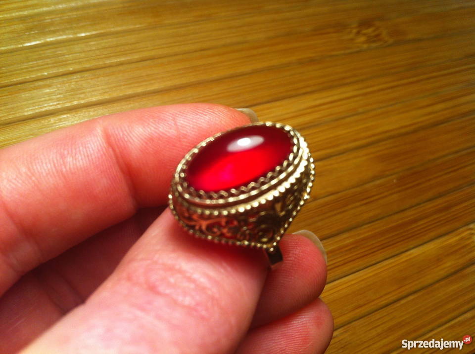Pozłacany srebrny pierścionek z rubinem lubelskie Lublin