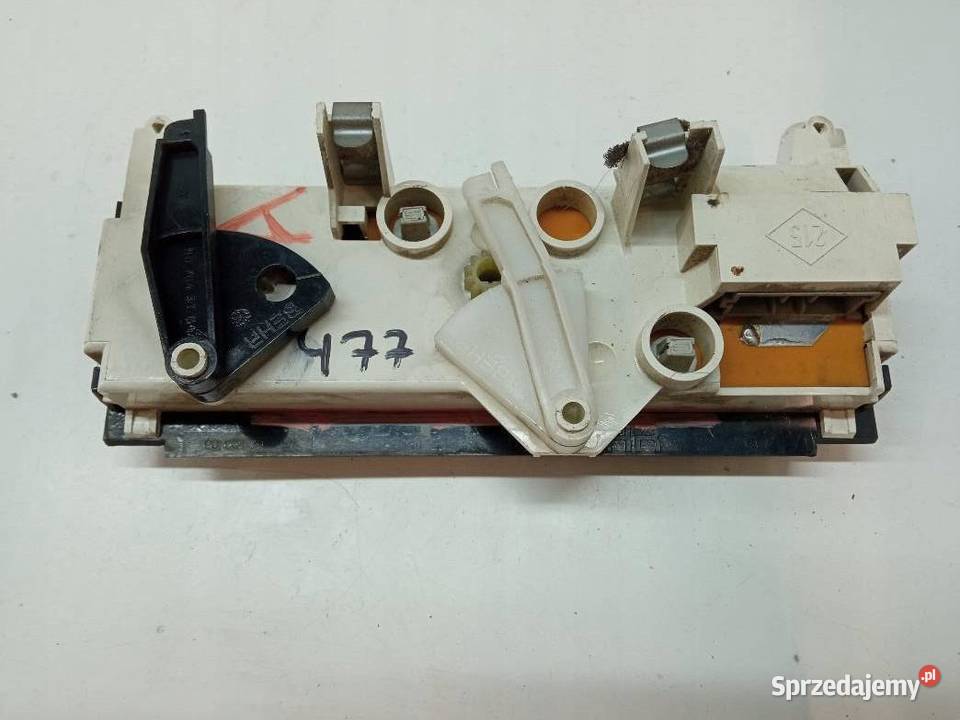 PANEL NAWIEWU 900047952 Renault Kangoo I Rok produkcji 2001