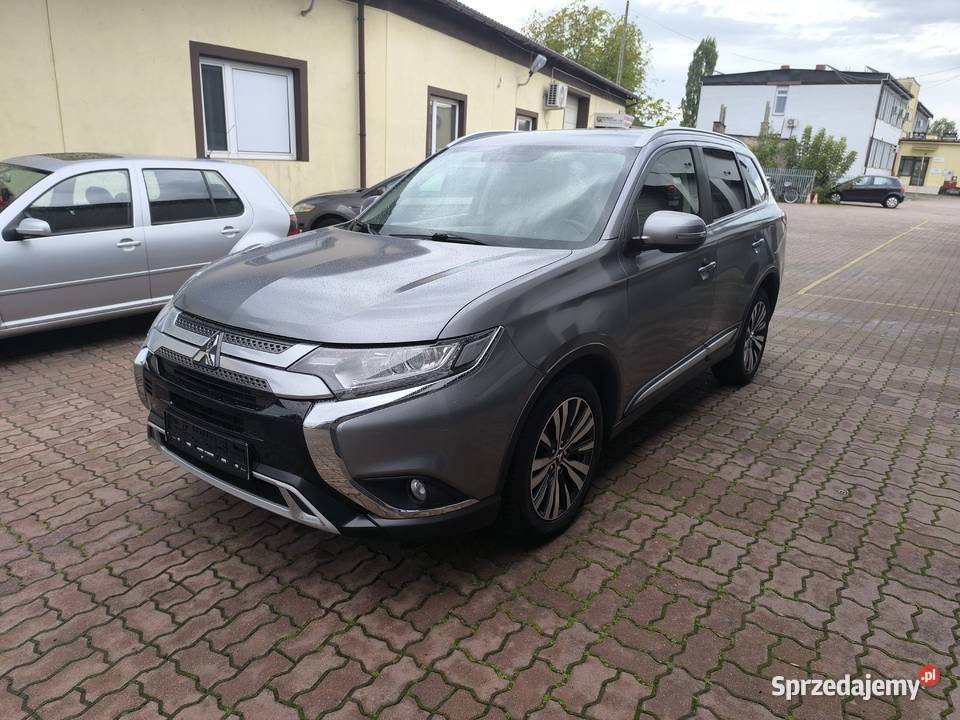 Mitsubishi Outlander III 20 benzyna automat 108 nieuszkodzony
