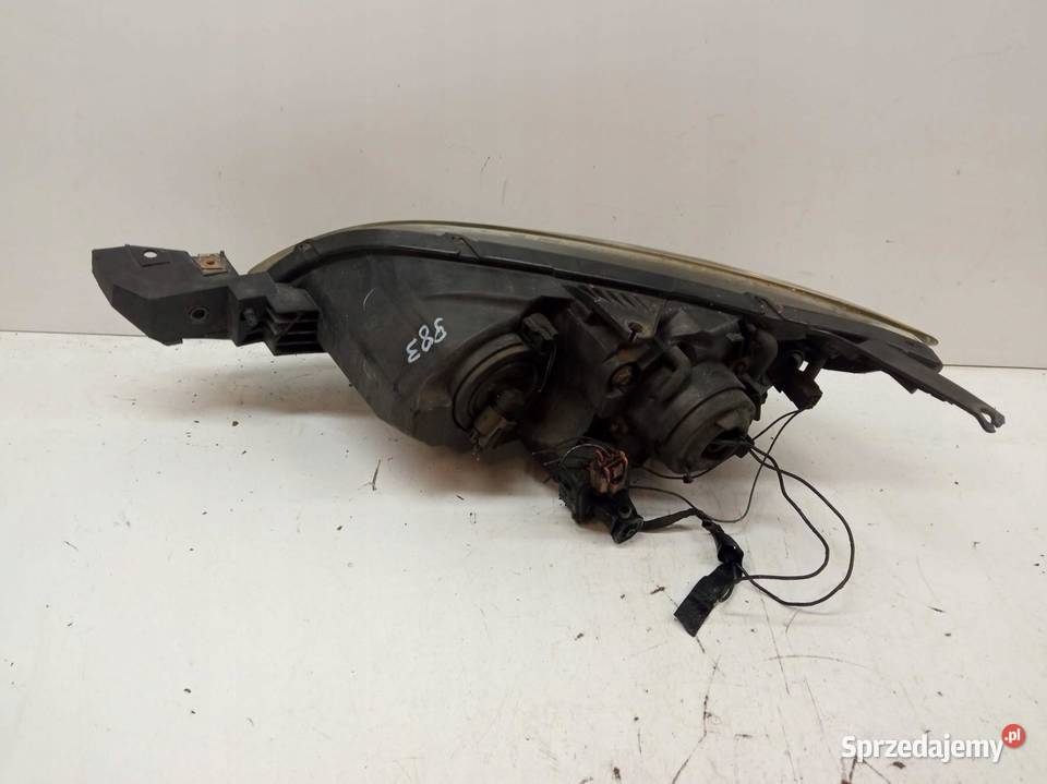LAMPA PRZÓD PRAWA EUROPA Mazda 3 I 20032009