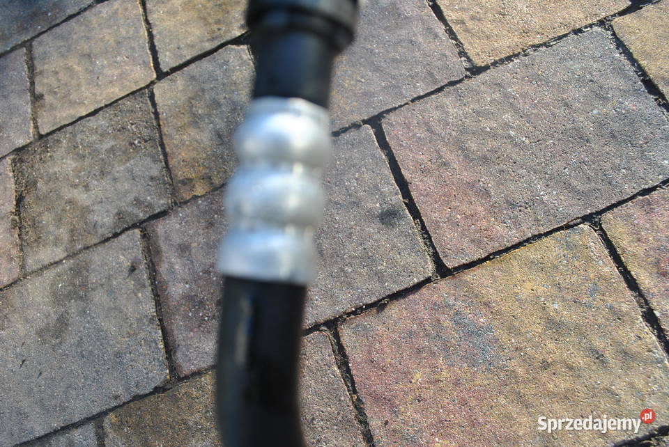 Zbiornik płynu wspomagania z przewodami BMW E60 Poręba