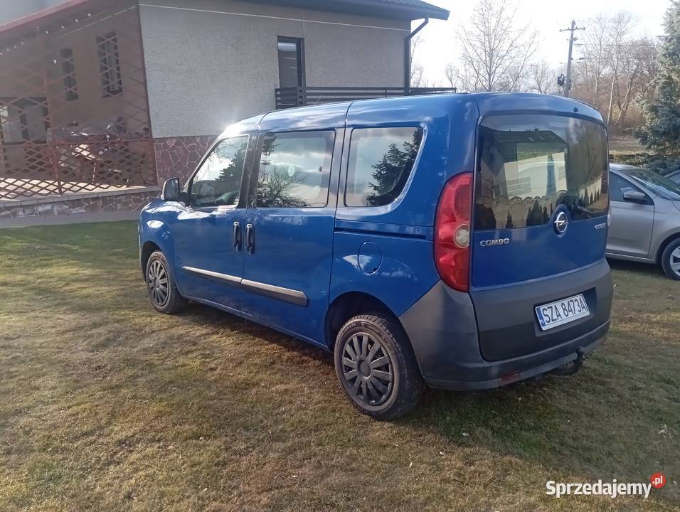 Opel Combo 13 cdti 2012 Faktura VAT 23 diesel Szczekociny