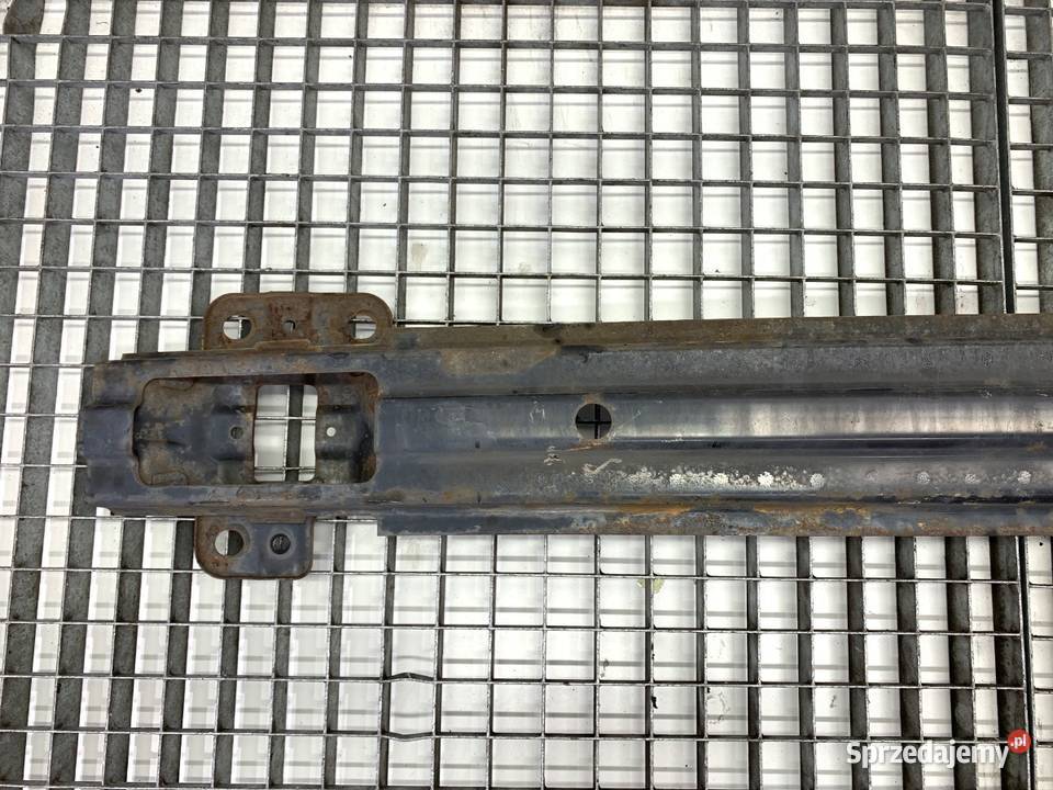 BELKA ZDERZAKA PRZÓD HYUNDAI i30 0712