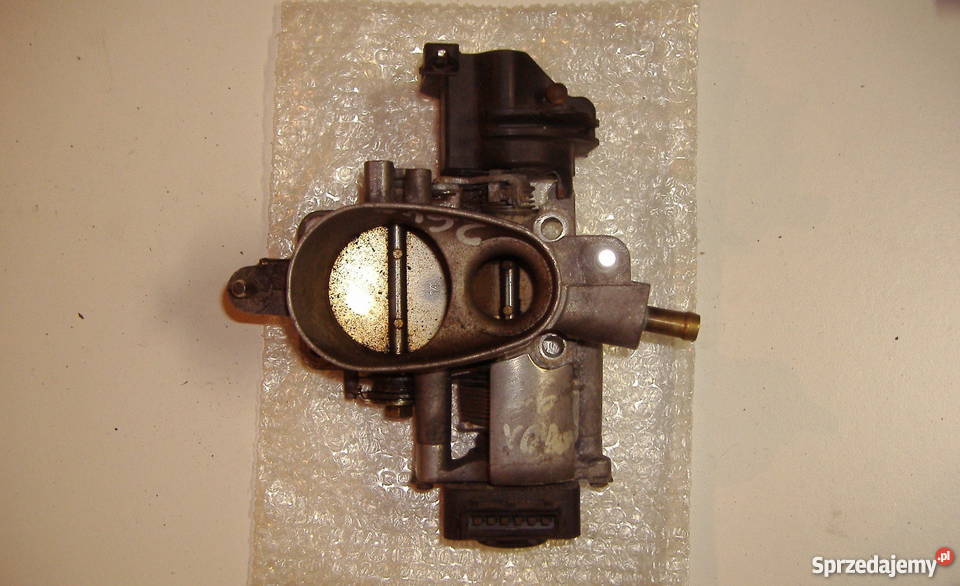 AUDI 80 90 COUPE PRZEPUSTNICA 106078063Q osobowe