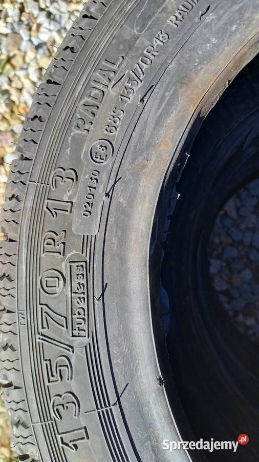 Opony 13 70 fiat 1km śląskie Księży Las sprzedam