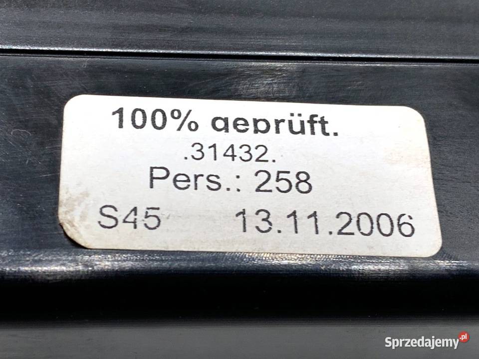 UCHWYT NA NAPOJE BMW E61 0410 Kombi KUBKI KUBKÓW Uchwyty fabryczne sprzedam