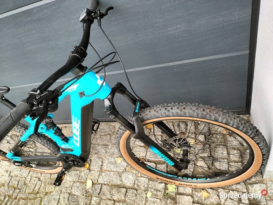Sprzedam rower elektryczny Cube Bosch Lusowo