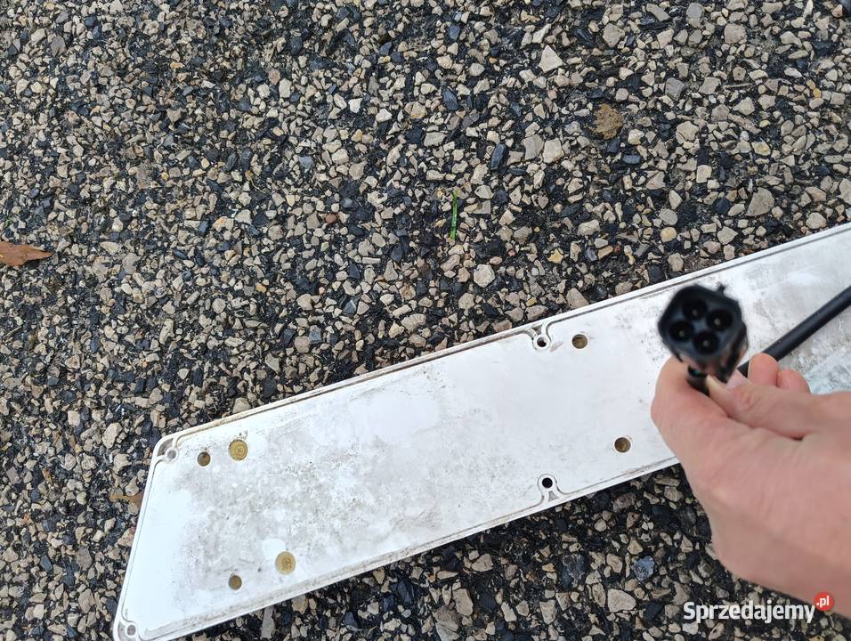 Lampa tył przyczepa kempingowa Kabe Elektryka świętokrzyskie Odrowążek