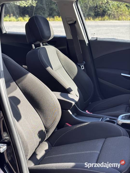Opel Astra J zadbana 2 komplety kół opc Kombi dolnośląskie Złotoryja
