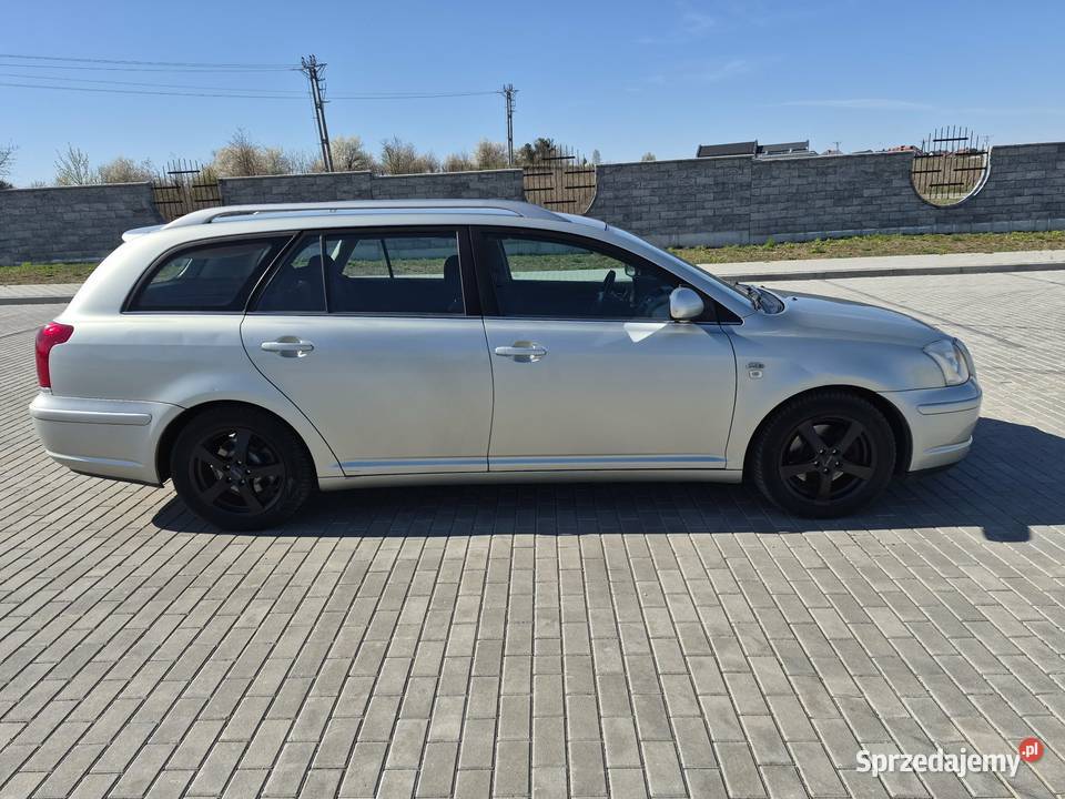 TOYOTA AVENSIS sprawna z hakiem 2000cm3 Grajewo