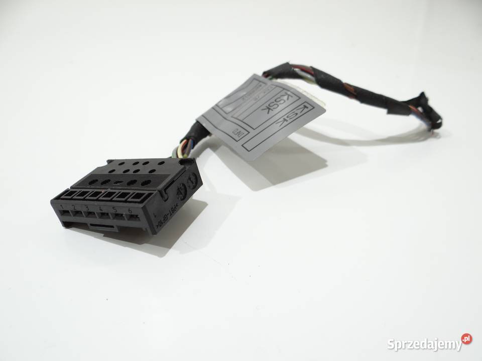 KOSTKA WTYCZKA LAMPY TYŁ BŁOTNIK BMW E61 LCI Strzyżewice