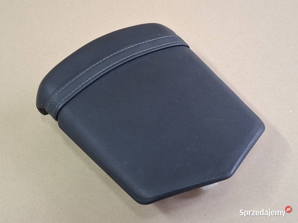 YAMAHA R1 0001 RN04 FOTEL PASAŻERA KANAPA Bieleń sprzedam