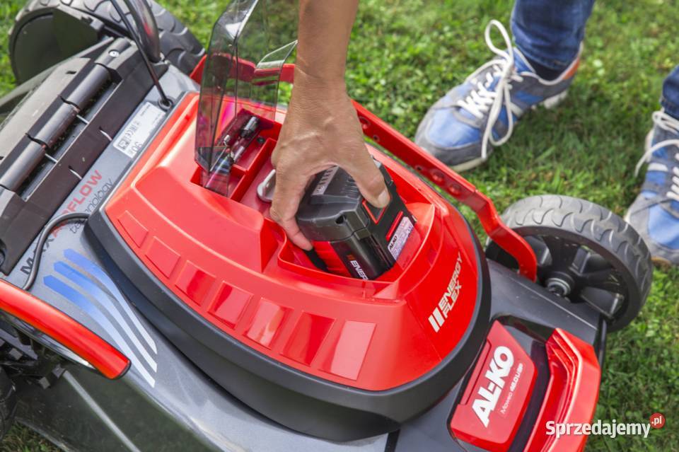 Kosiarka akumulatorowa z napędem ALKO Moweo 460 Tajęcina