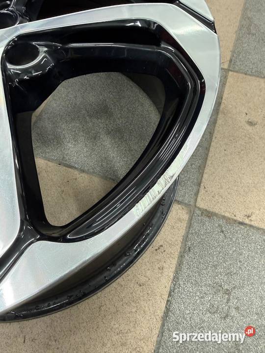 Felga aluminiowa MG HS 10949788 75 18 Średnica 18" mazowieckie Wołomin sprzedam