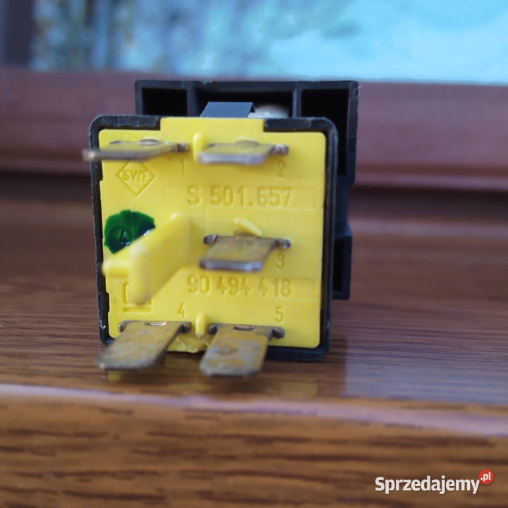 Opel Omega B Przełącznik ogrzewania szyby tył podkarpackie Dębica