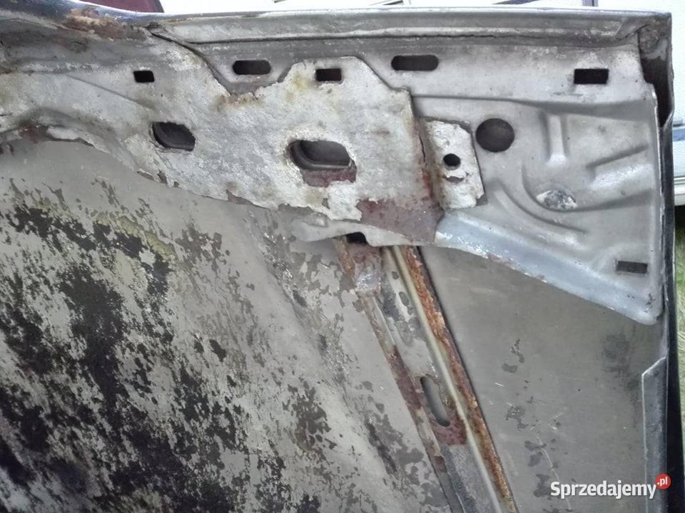 Mercedes W124 maska czarna Eklasa pokrywa Karoseria Skarżysko-Kamienna